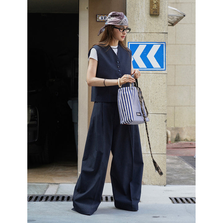 Women's Oversized Tailoring Vest with V-Neck and Continuous Button Placket Mune Fashion