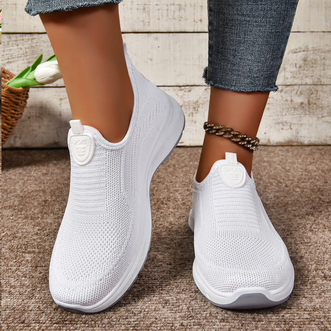 Women's knitted slip-on comfort walking sneaker with sock-like entry and cushioned memory comfort sole Mune Fashion