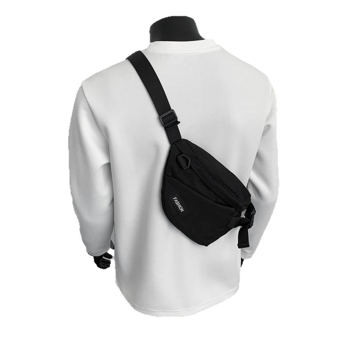 Men's sweatshirt with structured seam details and round neck Mune Fashion