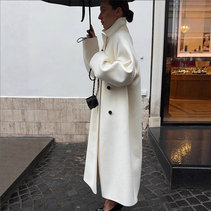 Women's Maximum Coat in clean-cut Cocoon style with high stand-up collar Mune Fashion