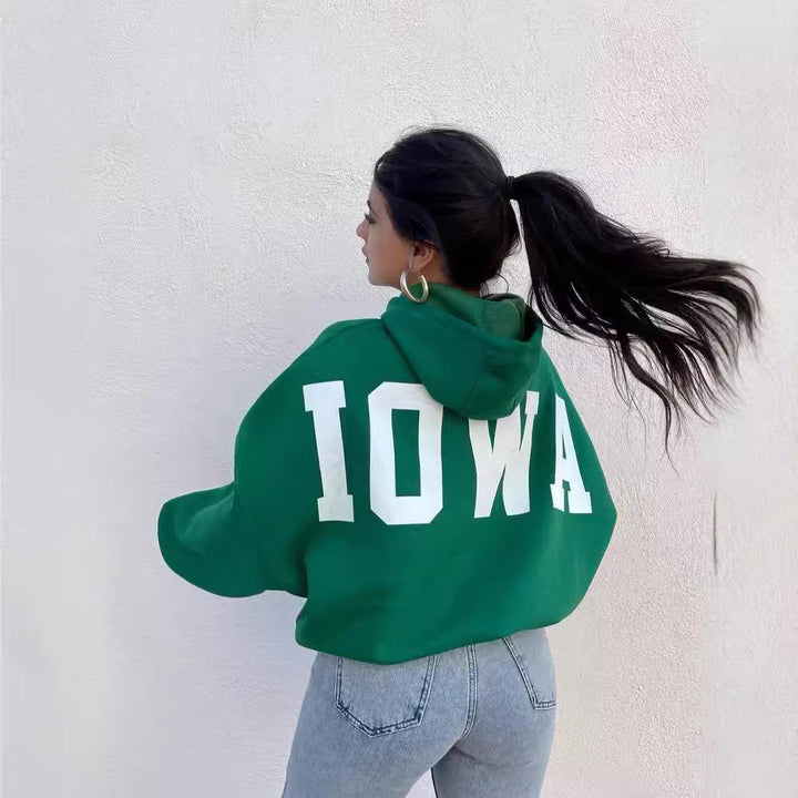 Women Oversized Cropped Hoodie with large lettering, hood and relaxed fit Mune Fashion
