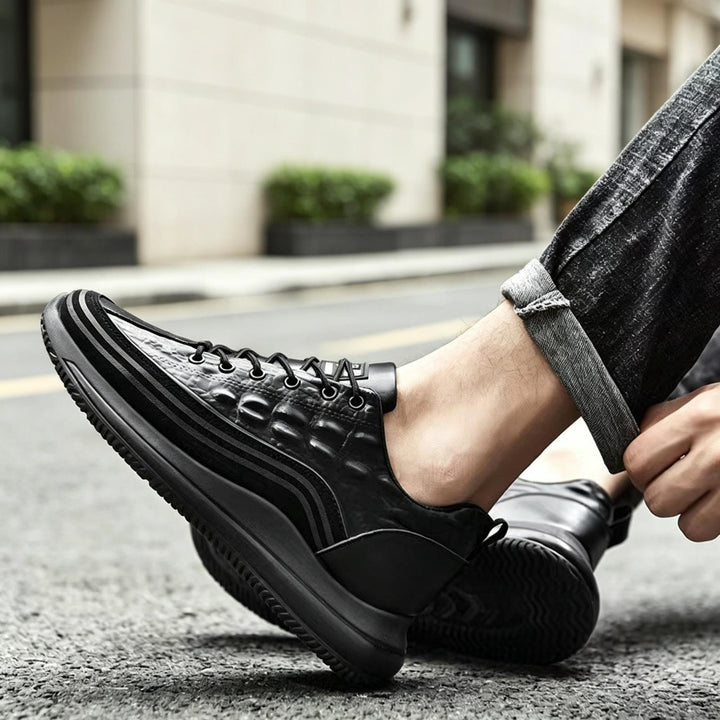 Men's fashionable and comfortable sneakers with extravagant design Mune Fashion