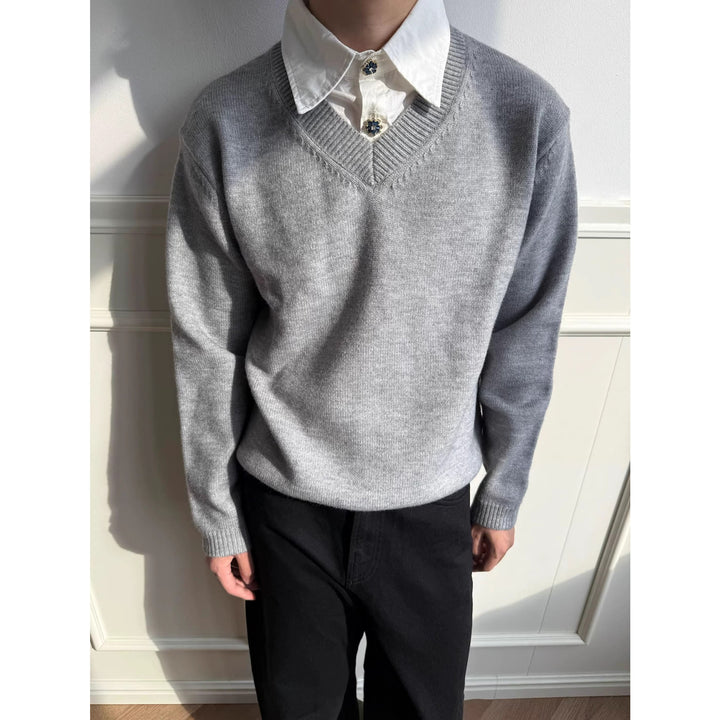 Men's Classic V-Neck Sweater Mune Fashion