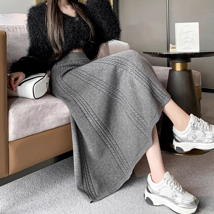 Women's Long Knit Skirt with Fine Rib Pattern Mune Fashion