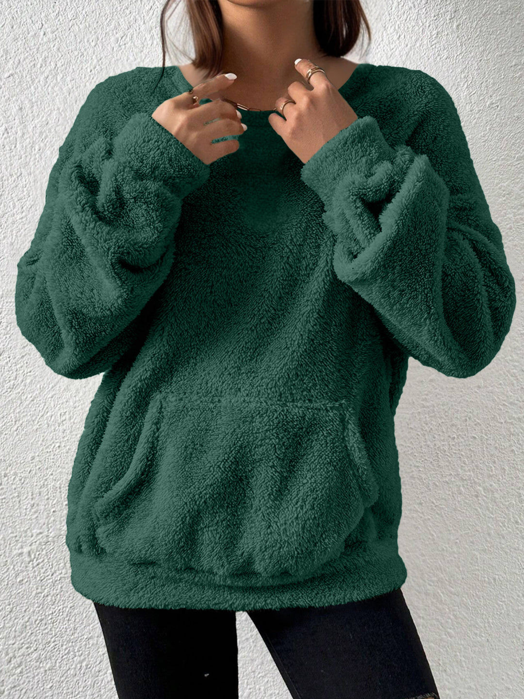 Women Cozy Teddy Fleece Sweater with Kangaroo Pocket Mune Fashion