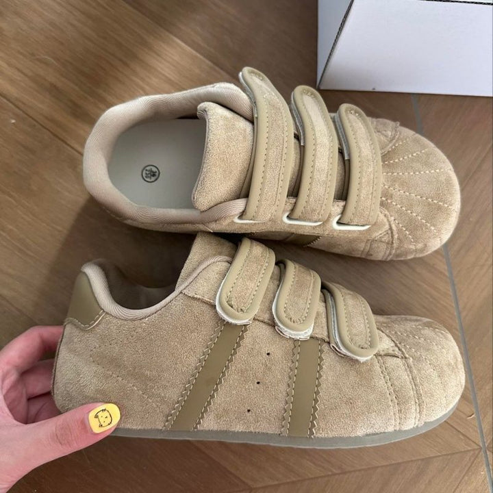 Women's comfortable hook and loop sneakers made of high-quality suede Mune Fashion
