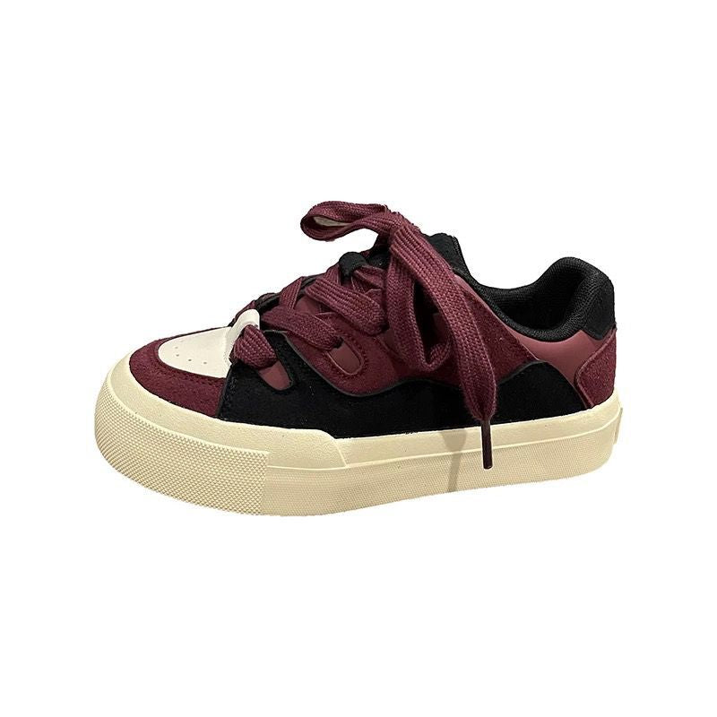 Women's sneakers in modern design with soft upper material from Mune Fashion