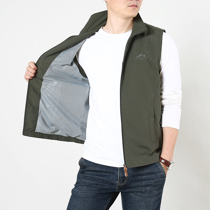 Men's lightweight windproof outdoor vest with stand-up collar and full-length zipper Mune Fashion
