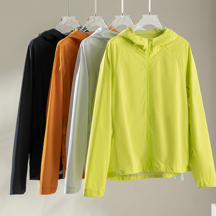 Women's ultra-light hooded protection jacket made of ripstop with continuous zipper Mune Fashion