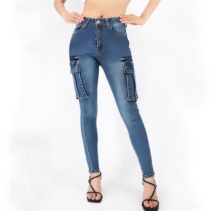Ladies High-Waist Slim-Cargo-Jeans with flap pockets and zipper details Mune Fashion