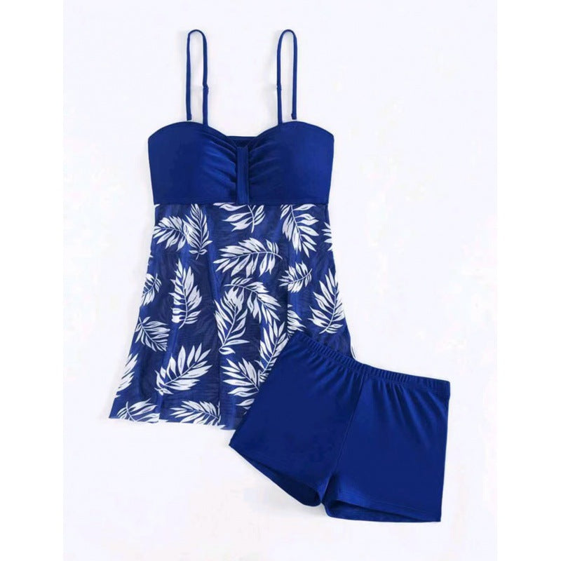 Women's tankini set with floral design and sporty shorts Mune Fashion