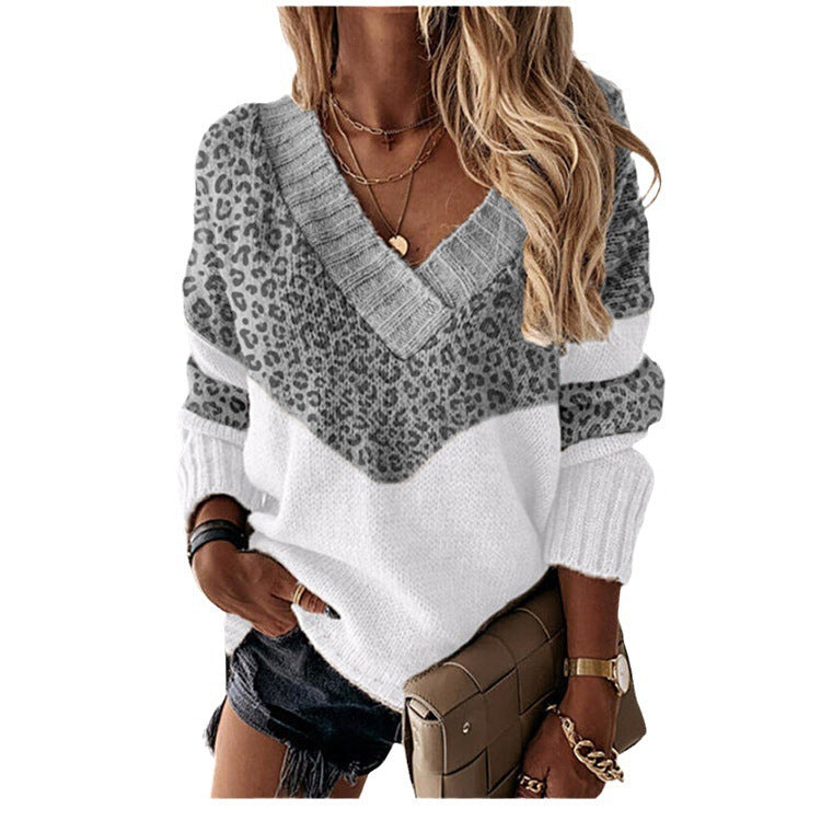 Women’s V-neck knitted pullover with chevron pattern and oversized fit Mune Fashion