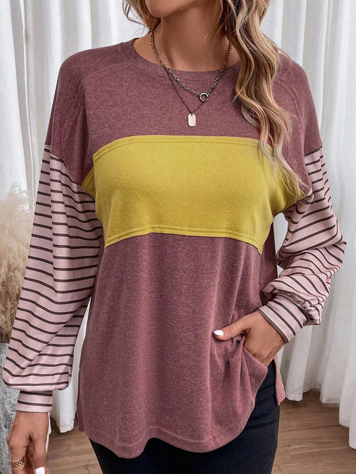 Women's Loose Colorblock Sweatshirt with Striped Sleeves and Round Neck Mune Fashion