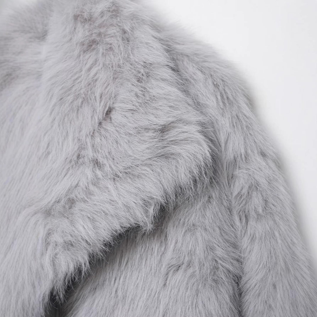 Women Short Faux-Fur Jacket with Shawl Collar and Boxy Cut Mune Fashion