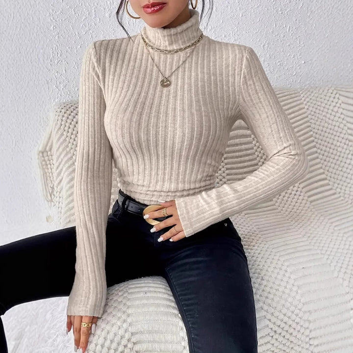 Women's form-fitting ribbed turtleneck sweater with tailored cut Mune Fashion