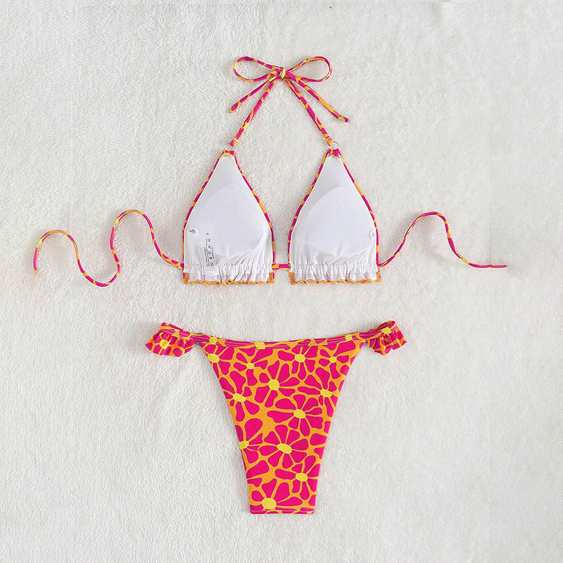 Ladies triangle bikini with playful flower design Mune Fashion