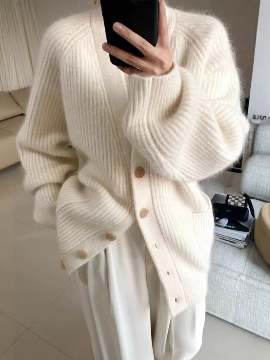 Women Long Oversized Cardigan made of soft ribbed knit with wooden button placket Mune Fashion