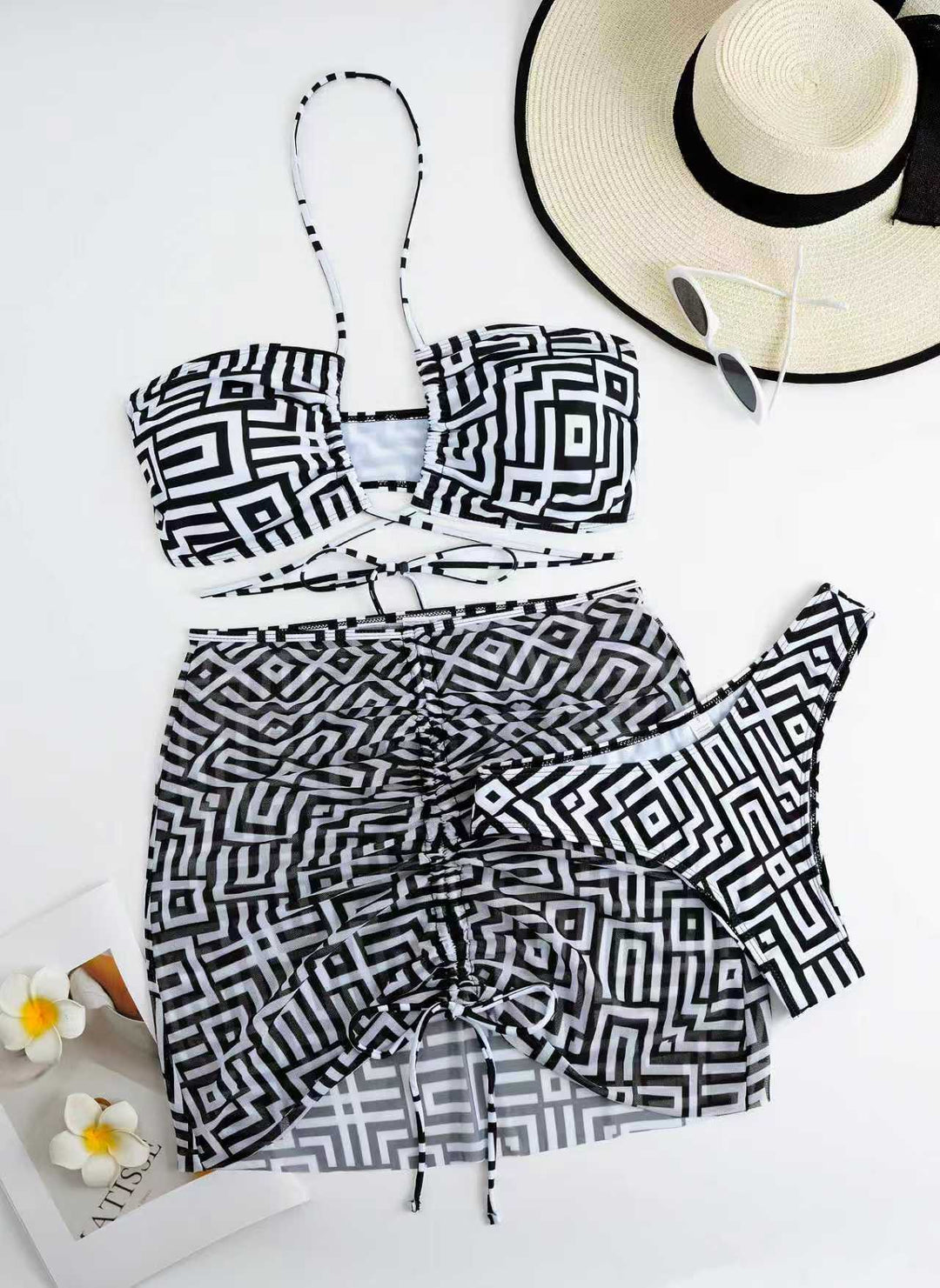 Women's Stylish Bikini Set with Ruffles and Tying Overlay Mune Fashion