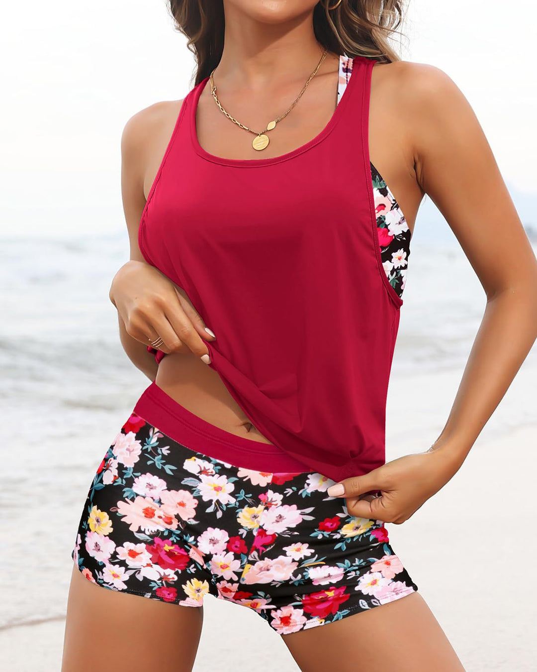 Ladies sporty tankini top with elegant back cut-out Mune Fashion