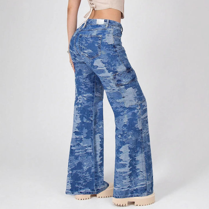 Ladies Cargo-Flared-Jeans with Camouflage Wash Mune Fashion