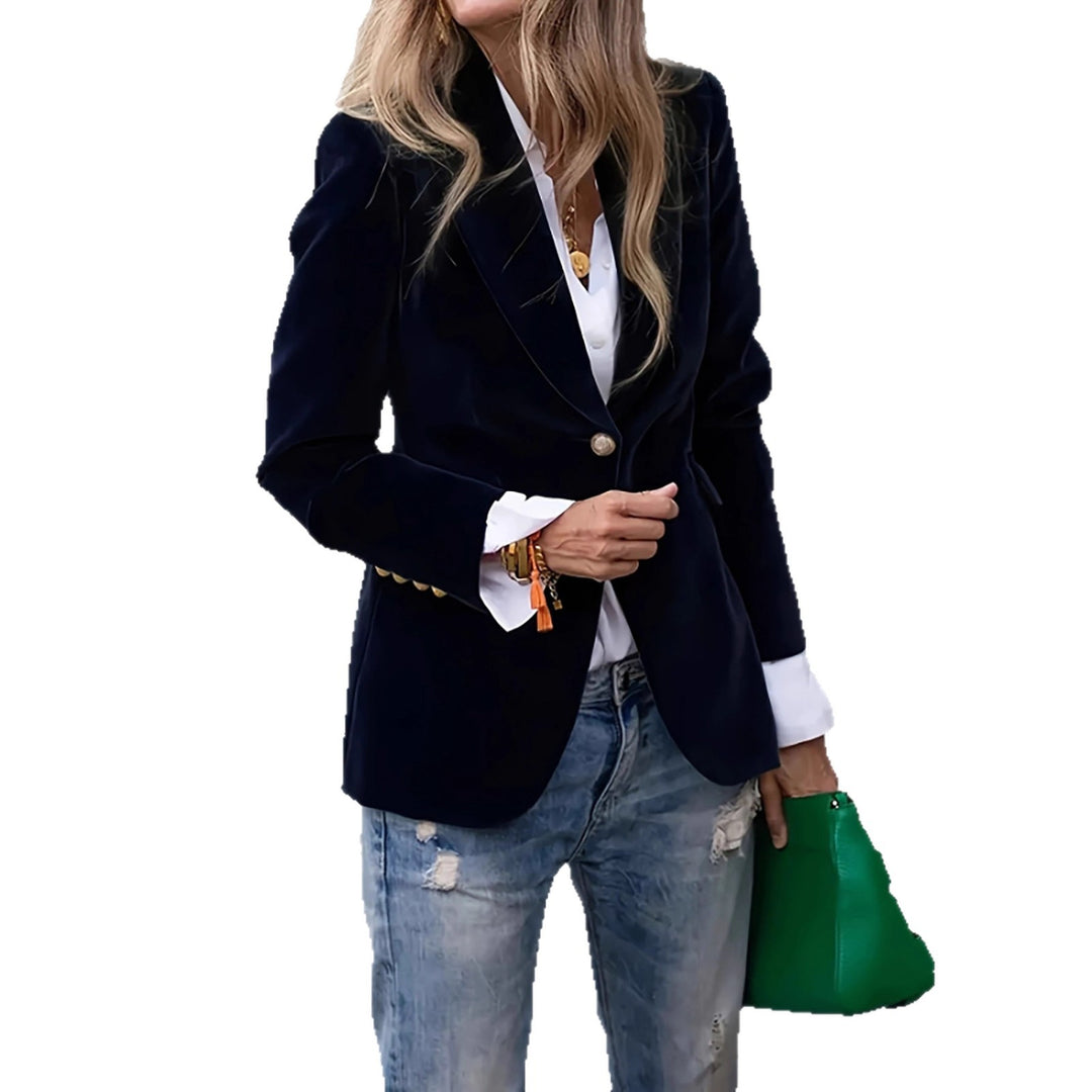 Ladies Elegant tailored velvet blazer with notch lapels and single-button Mune Fashion