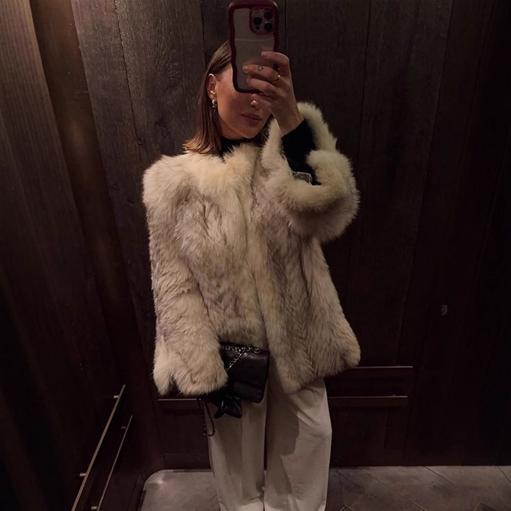 Women's Boxy Faux Fur Jacket with Textured Shag Look and Voluminous Shawl Collar Mune Fashion