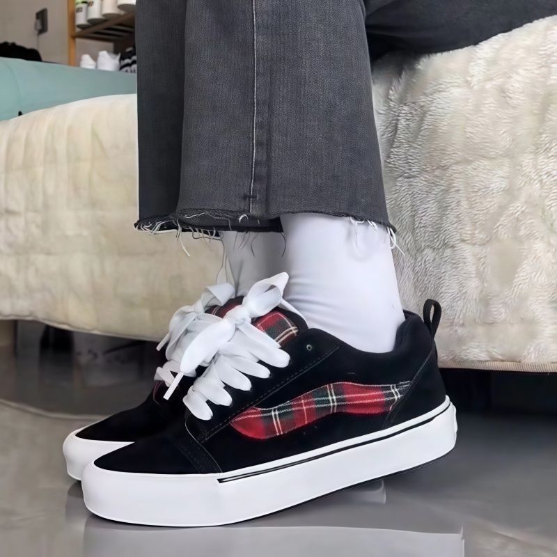 Women Fashion Sneakers with Checked Design and Comfortable Insole Mune Fashion