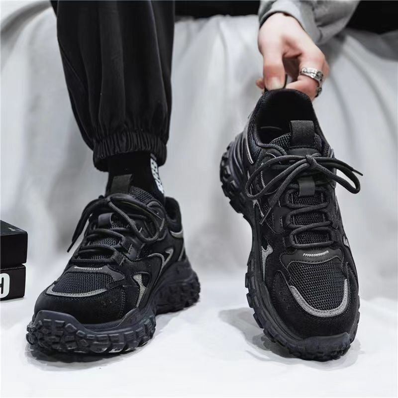 Women Sports Trekking Sneakers with Non-Slip Profile Sole and Breathable Upper Material Mune Fashion