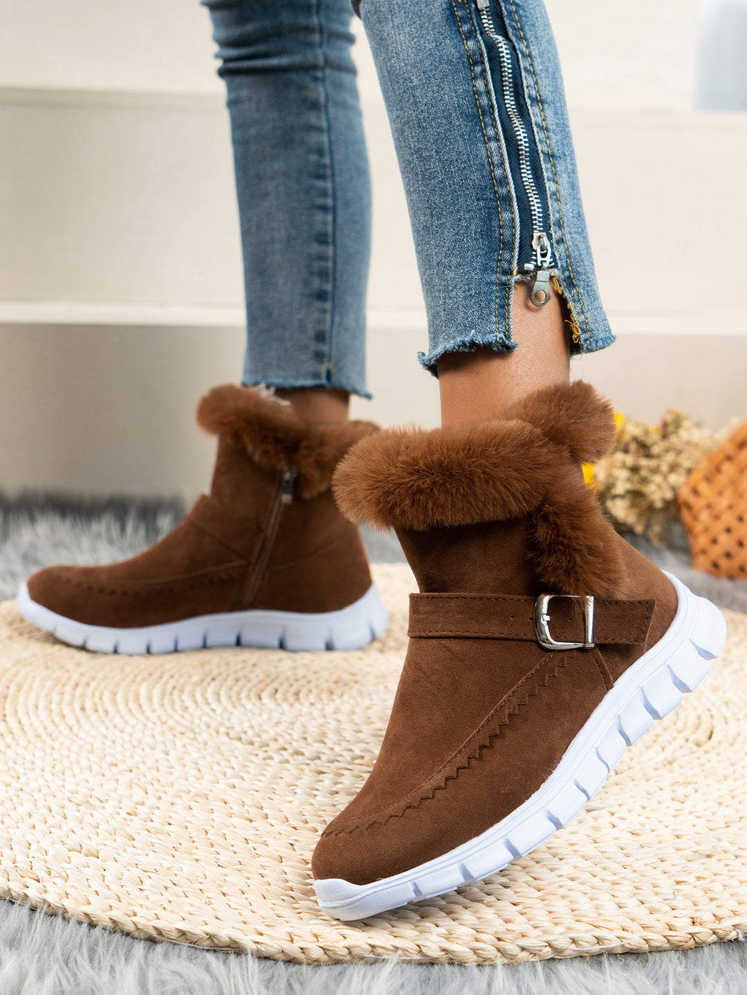 Women's non-fleece short boots with faux fur trim, suede leather look, side zipper, decorative metal buckle, and profiled lightweight sole Mune Fashion