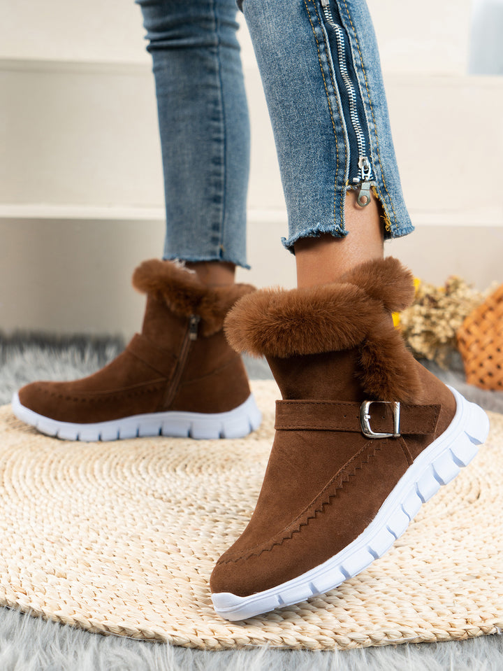 Women's non-fleece short boots with faux fur trim, suede leather look, side zipper, decorative metal buckle, and profiled lightweight sole Mune Fashion