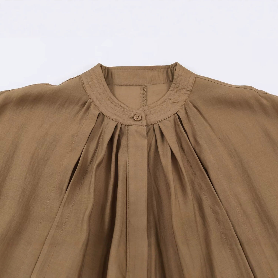 Women's Light Pleated Blouson Jacket with Stand-up Collar and Smocked Waist Mune Fashion