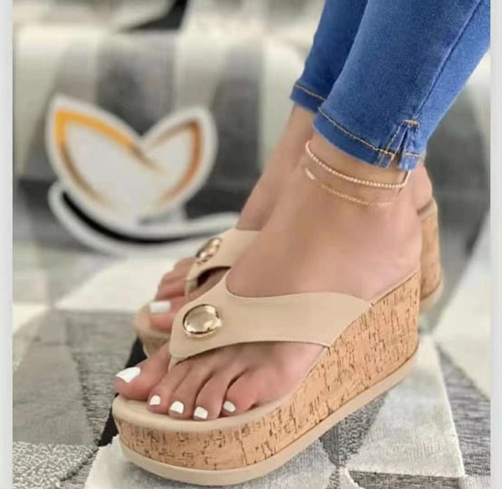 Women's flat sandals with cork wedge heel and decorative button Mune Fashion