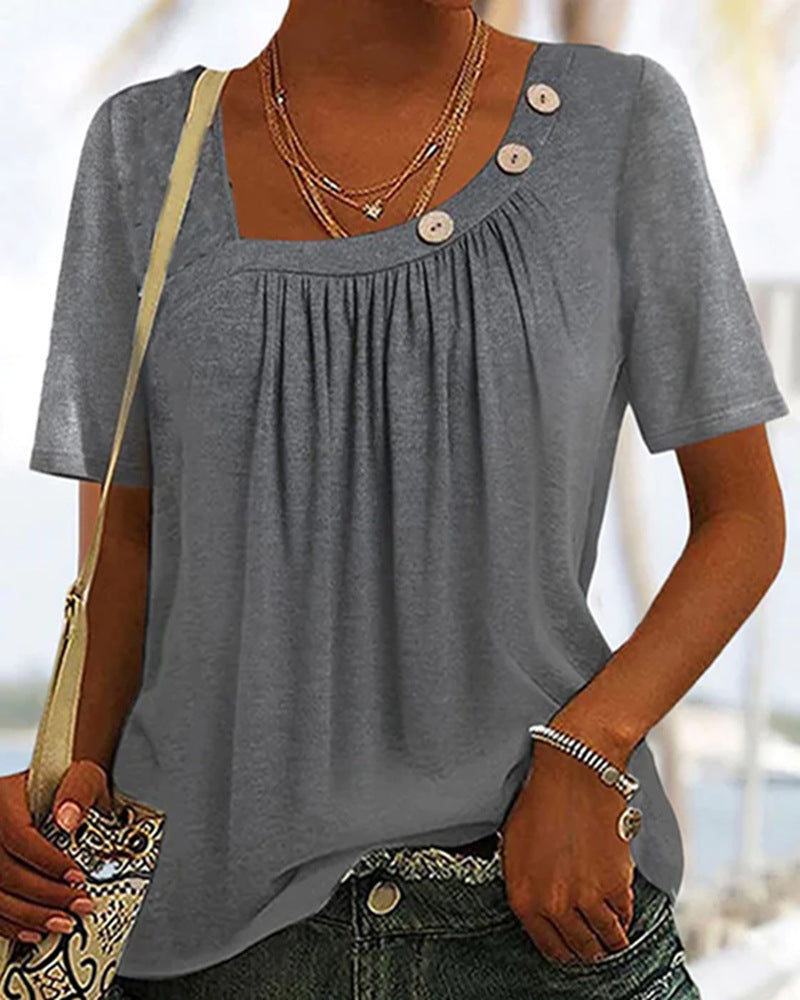 Women's boxy short-sleeve shirt with square neckline, gathered bust area and decorative button detail Mune Fashion