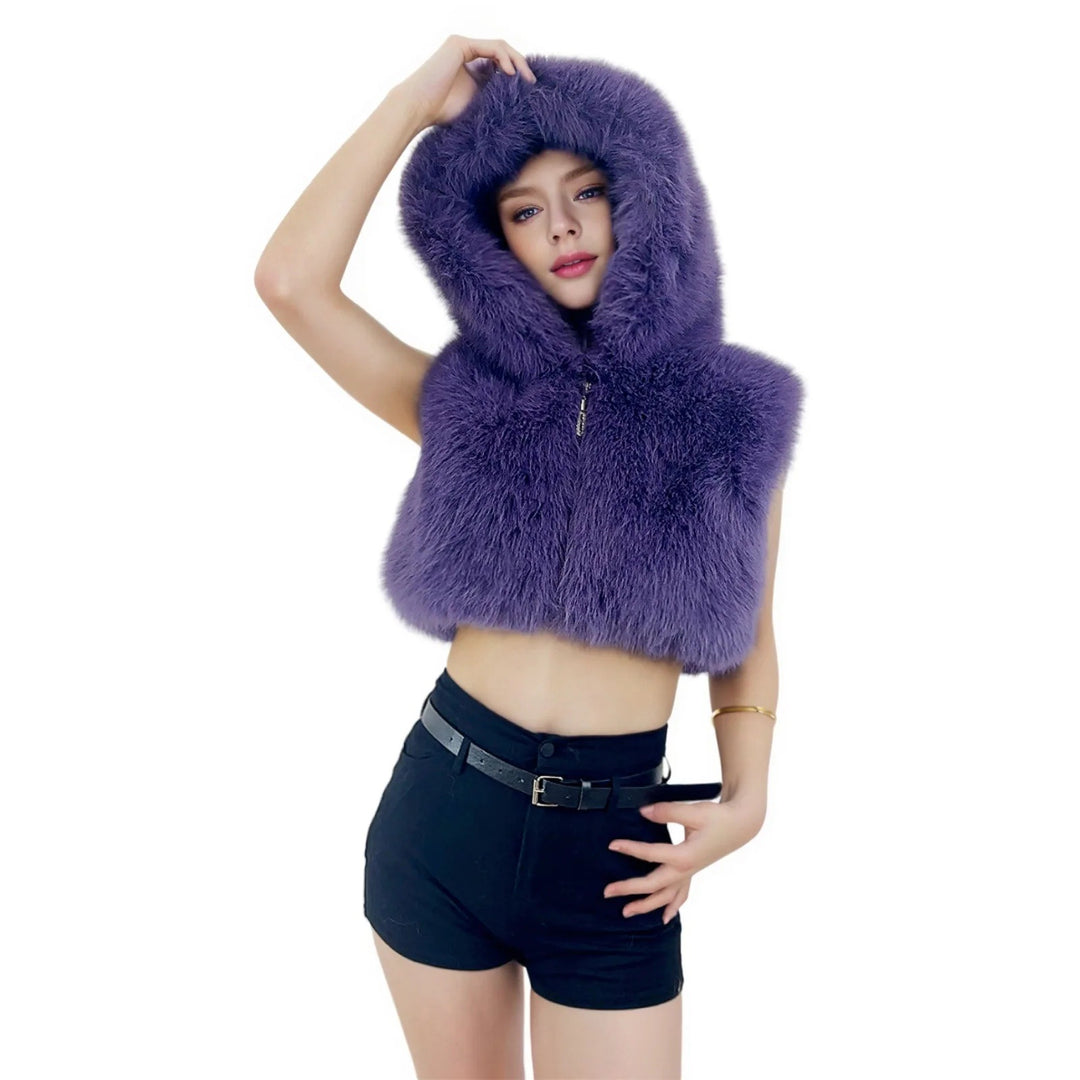 Women's Short Hooded Vest made of High-Pile Faux Fur with Voluminous Long Hair Collar Mune Fashion
