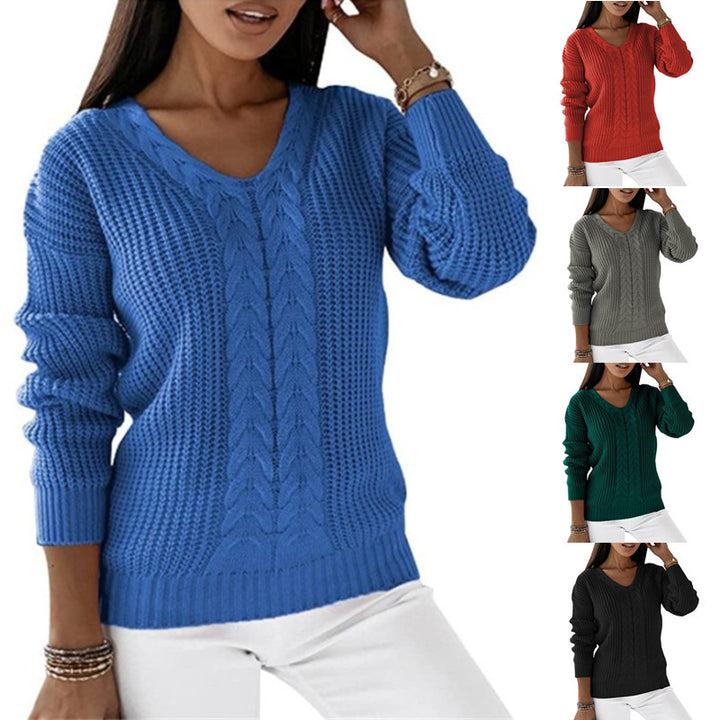 Women's chunky knit V-neck sweater with cable pattern and relaxed silhouette Mune Fashion