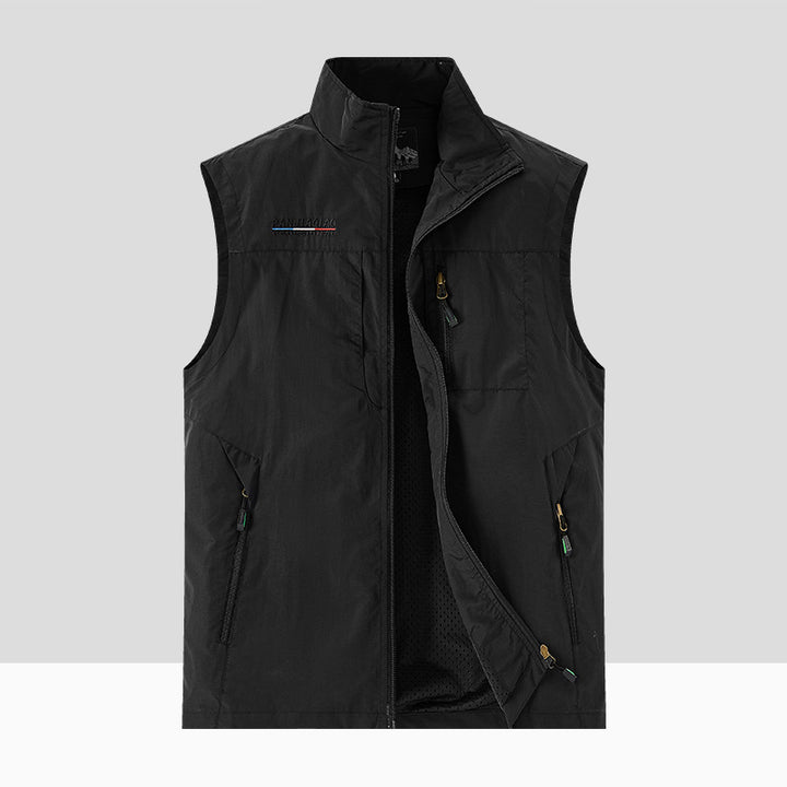 Men's Lightweight Breathable Outdoor Softshell Vest with Mesh Lining and Multiple Zip Pockets Mune Fashion