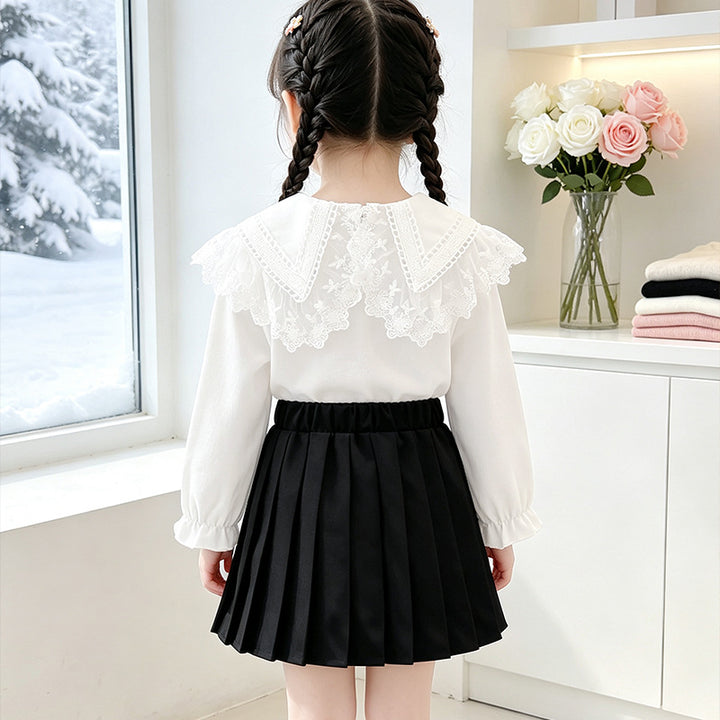 Girls blouse with romantic ruffled collar and elegant embroidery Mune Fashion