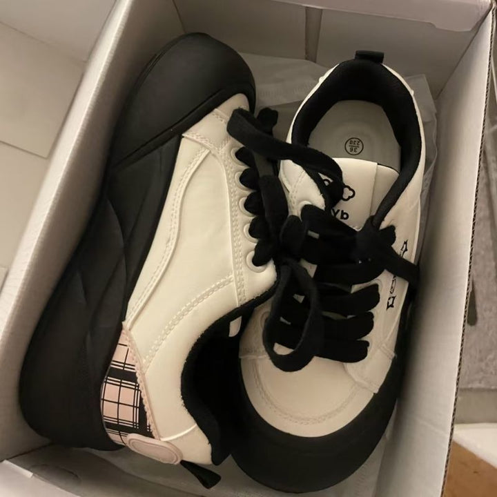 Women's High-Front Sneakers with Trendy Platform and Star Applications Mune Fashion