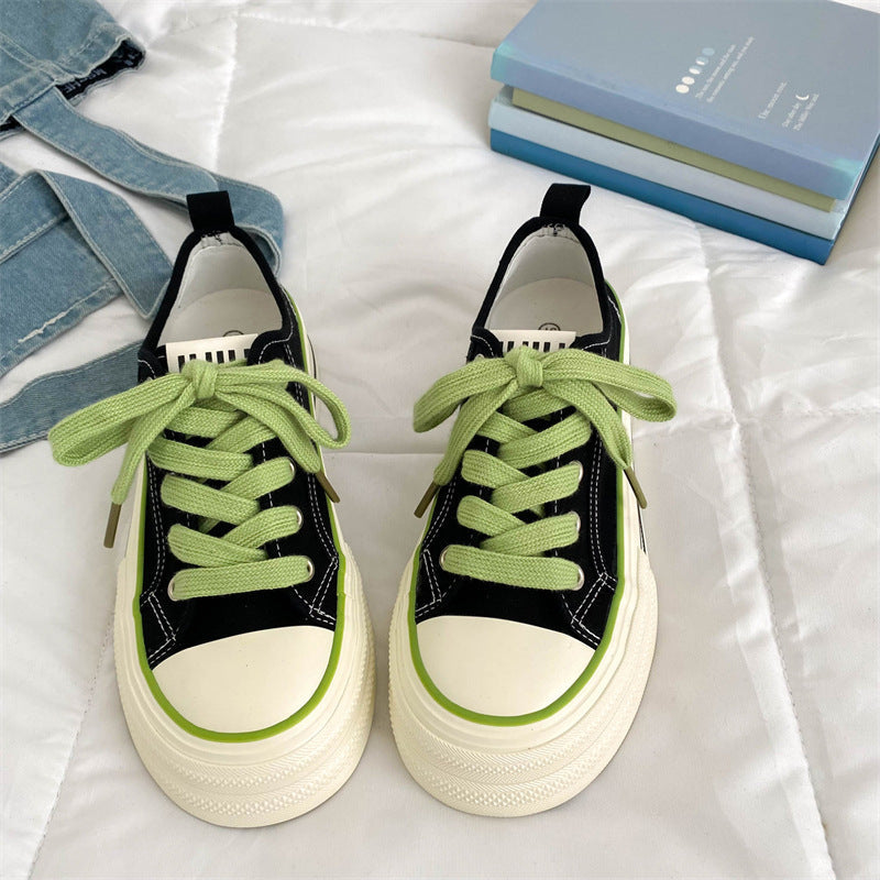 Women Trendy Sneakers with Thick Sole and Fashionable Details Mune Fashion