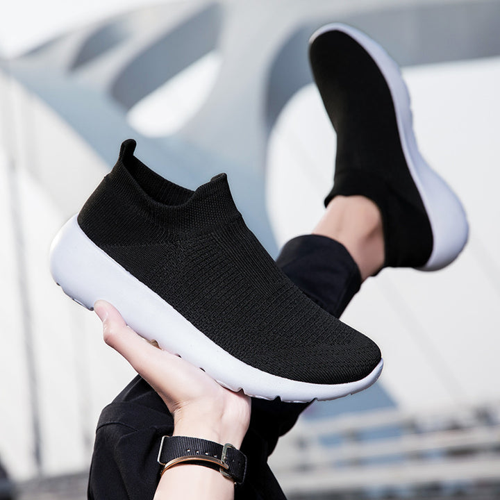 Unisex nan seamless sock sneaker with breathable three-dimensional knitted construction and shock-absorbing flex sole Mune Fashion