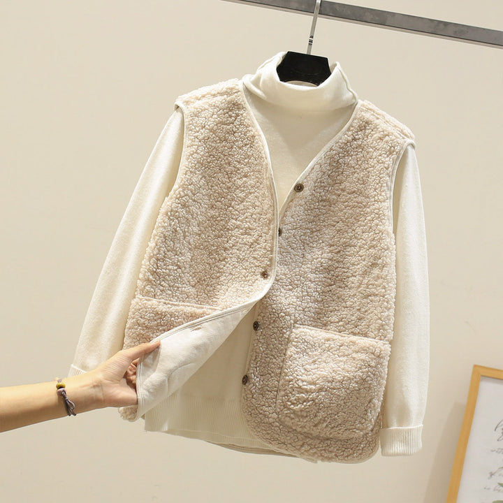 Women Sleeveless Teddy Vest with Button Placket and Patch Pockets Mune Fashion