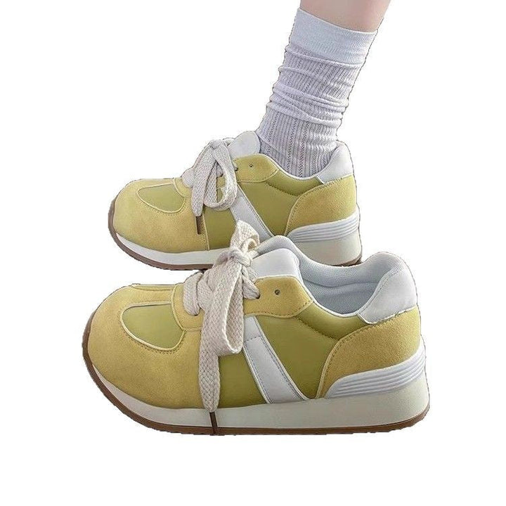 Women's sporty sneakers with comfortable cushioning and breathable surface structure Mune Fashion