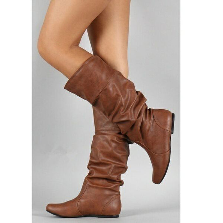 Women’s casual slouch boots with soft shaft, gathered design and flat comfort sole Mune Fashion