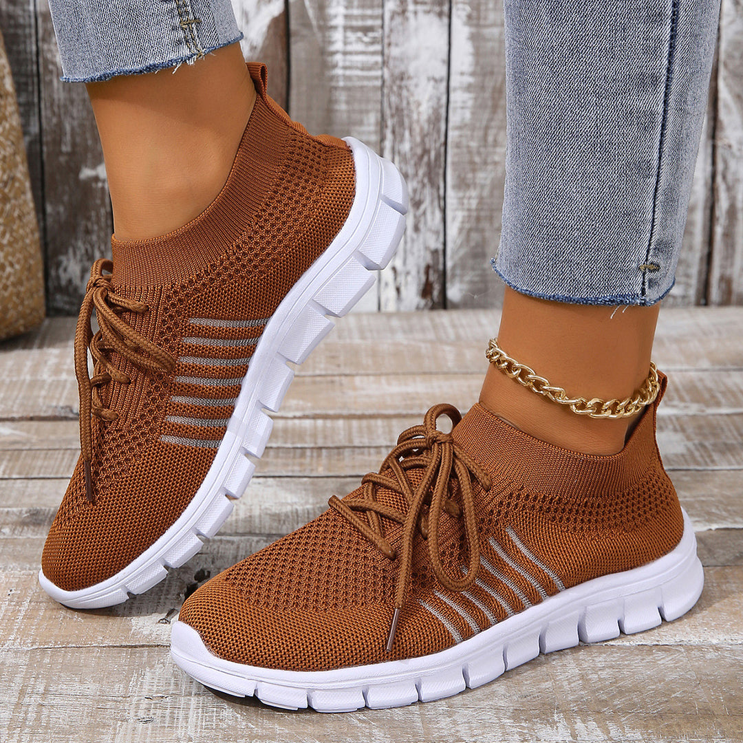 Women's knitted sock sneakers with elastic shaft, decorative lacing, and flexible tread sole Mune Fashion