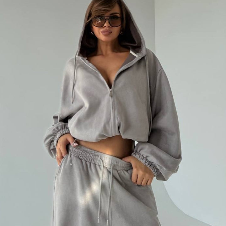 Women Velvet Cropped Hoodie with Balloon Sleeves and Wide Palazzo Sweatpants Mune Fashion