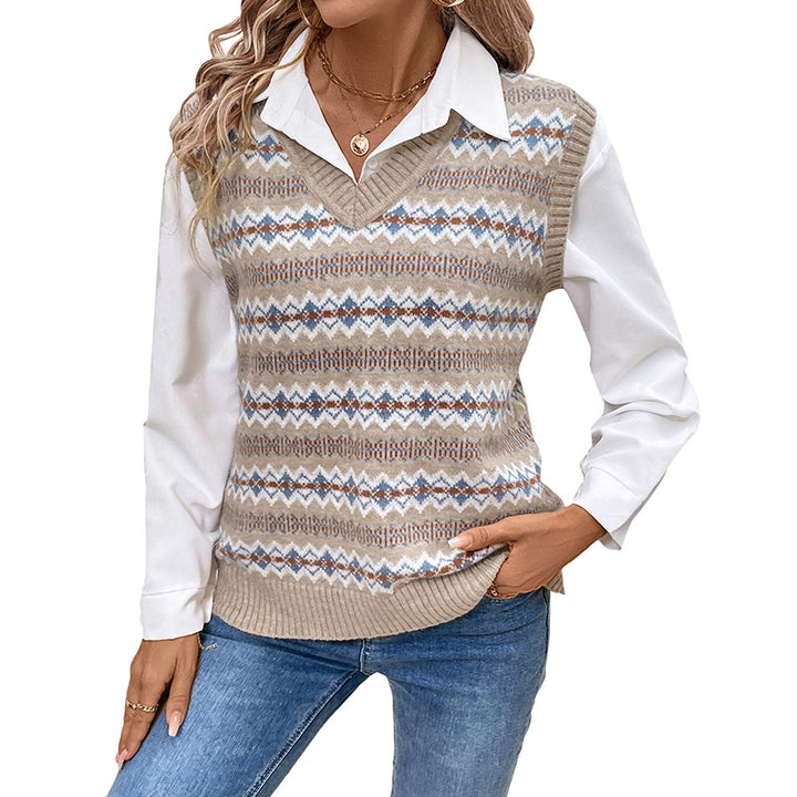 Ladies Fashionable Knit Sweater with V-Neck and Geometric Pattern Mune Fashion