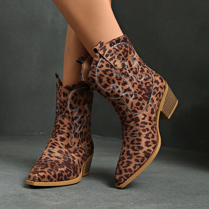 Ladies' short shaft western boot with decorative embroidery, square block heel, and soft suede finish Mune Fashion