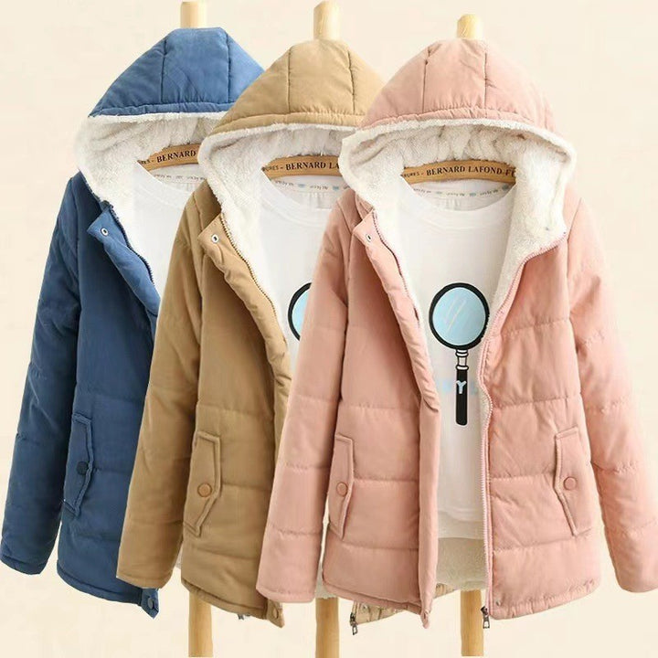 Women's quilted hoodie jacket with teddy lining, concealed snap button placket and patch pockets Mune Fashion
