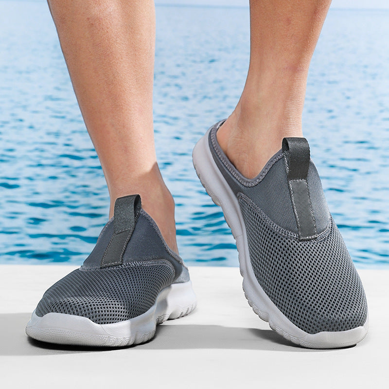 Women’s lightweight quick-drying beach and pool slippers made of breathable honeycomb mesh with flexible profiled lightweight sole Mune Fashion