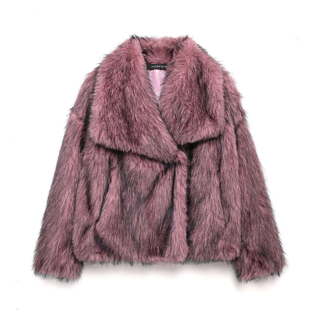 Ladies' short faux fur coat with oversized shawl collar and soft lining Mune Fashion
